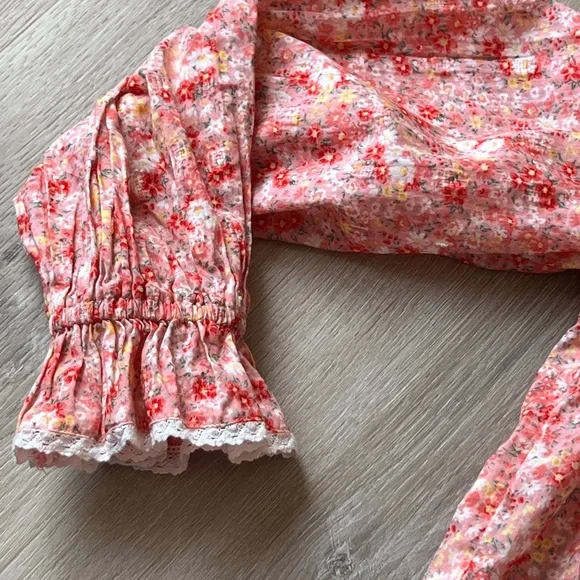 Haut - Picture 2 of 5